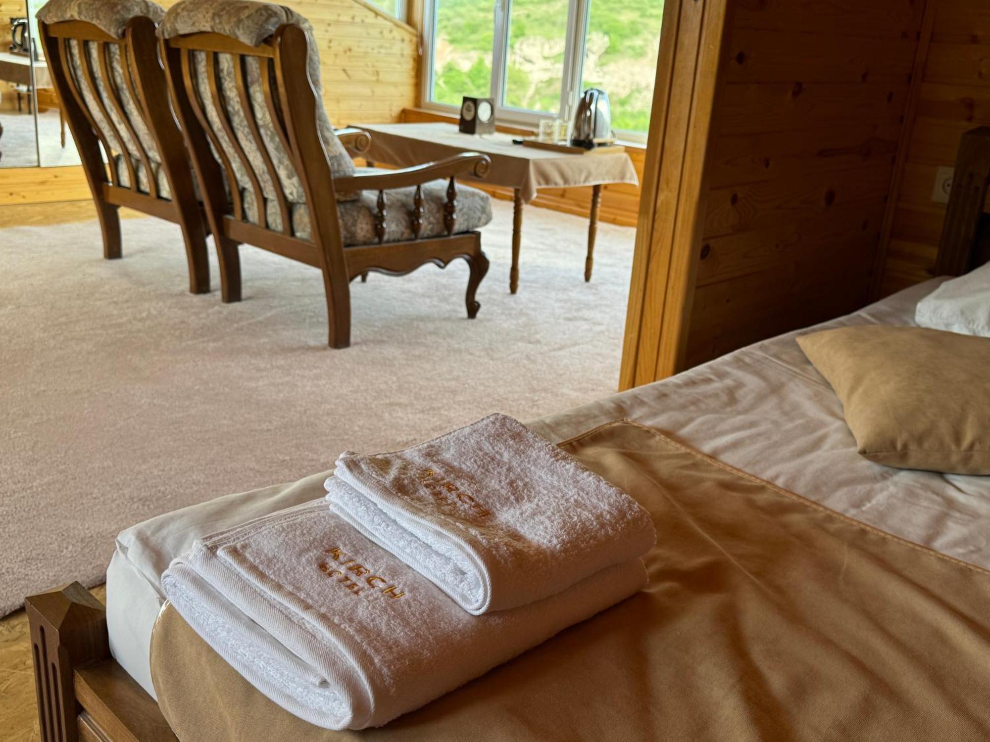 Kirch Hotel & Restaurant Goris Zewnętrze zdjęcie
